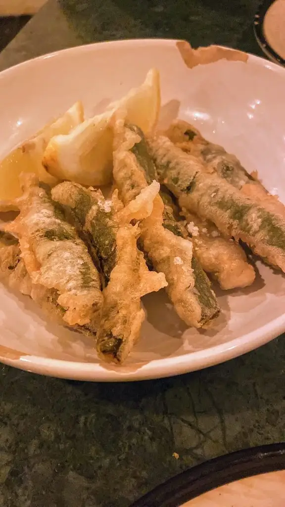 John Hite_Caruma, Wine and Snacks_Graça_review