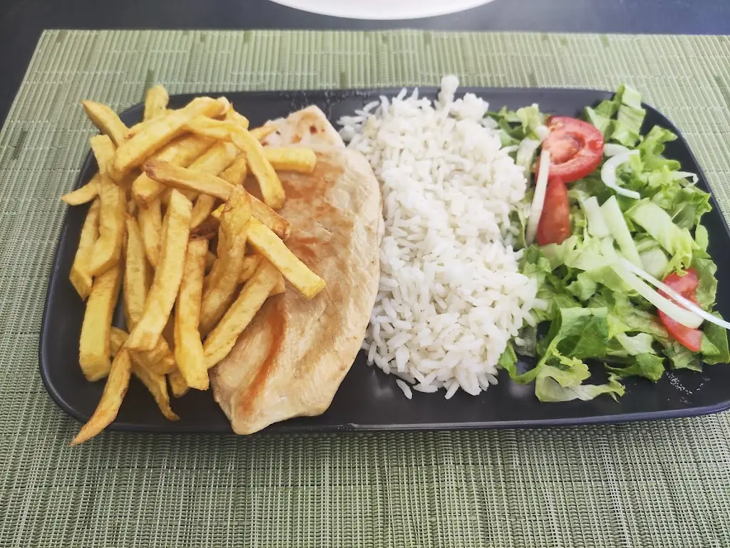 Ararajuba ristorante a Linda-a-Velha