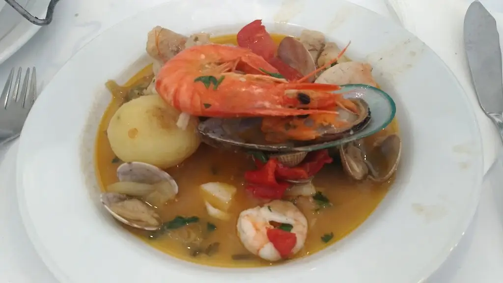 Rui Menezes_O Horácio_Linda-a-Velha_review