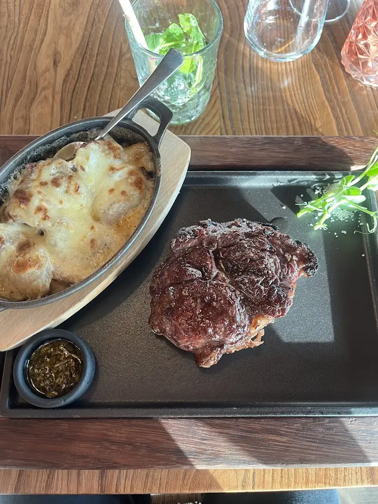 Tyler Ashmead_West 23 by Chakall_Lourinhã_recensione