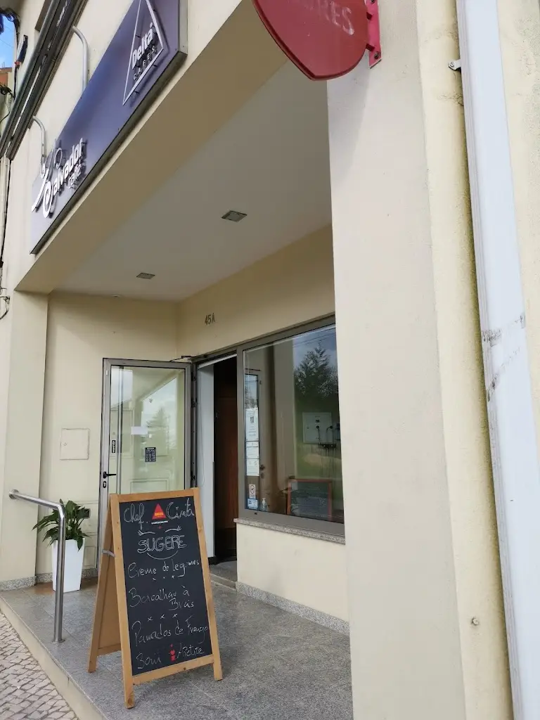 Salvador Caffé ristorante a Albergaria-a-Velha