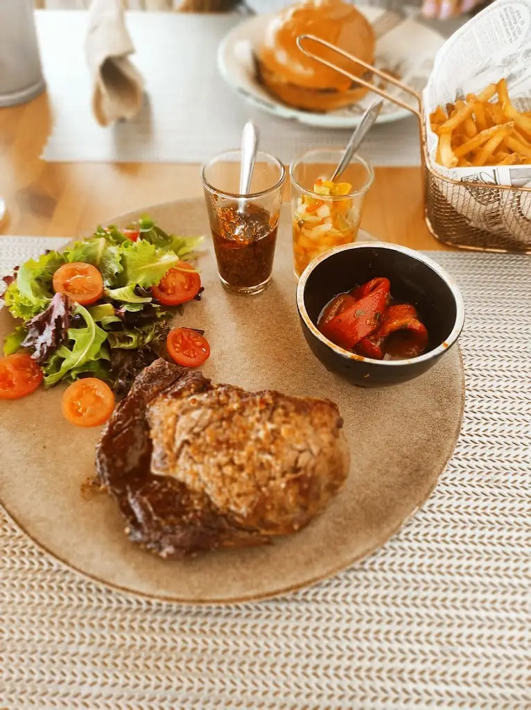 Menu_Areal Beach Bar by Chakall_Lourinhã_image_6