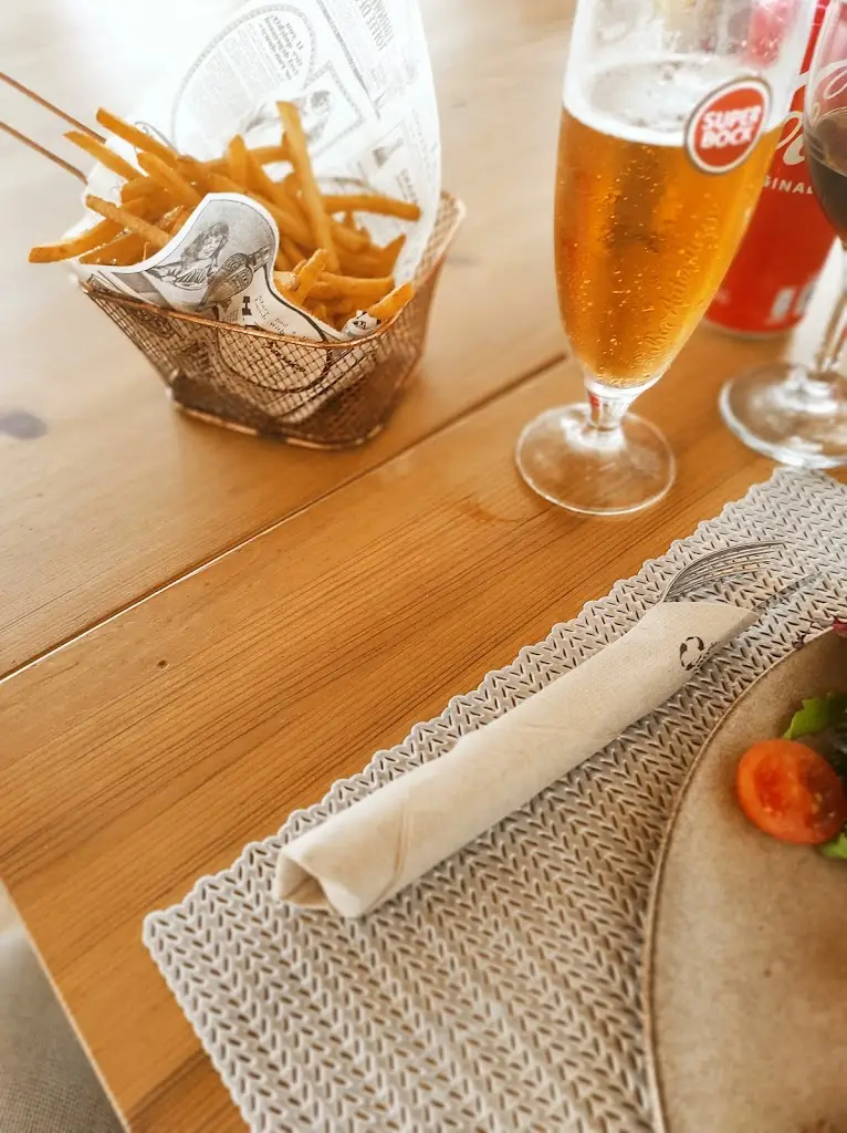 Menu_Areal Beach Bar by Chakall_Lourinhã_image_7