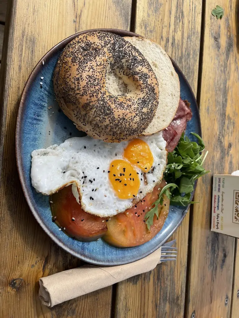 Menu_Areal Beach Bar by Chakall_Lourinhã_image_8