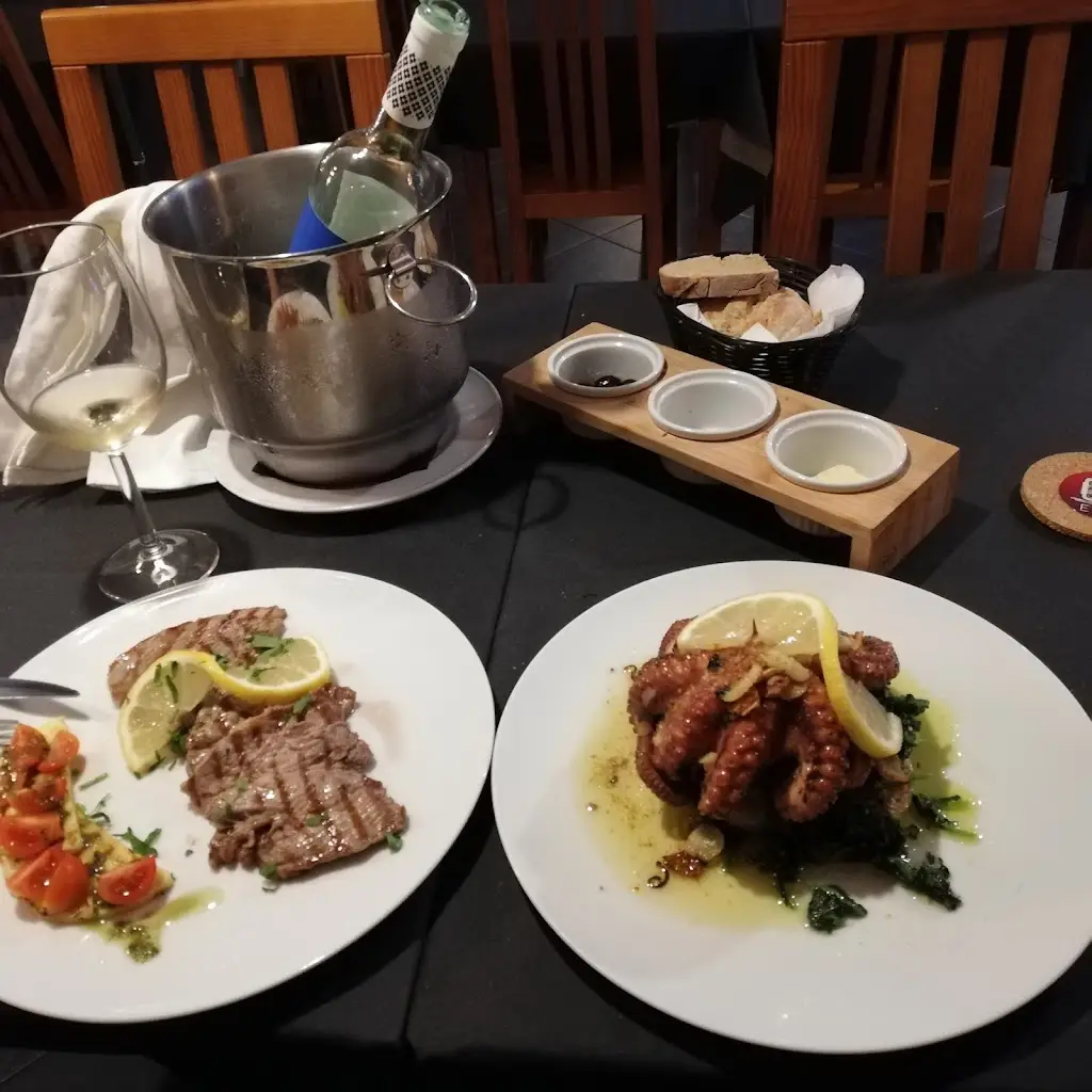 Menu_MENOSUM - RESTAURANTE GARRAFEIRA_Massamá_immagine_3