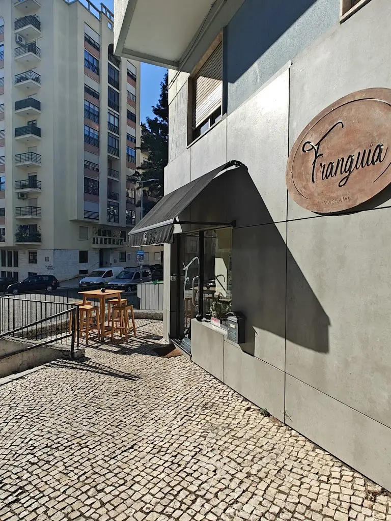 Franguia_Massamá_slider_image_3