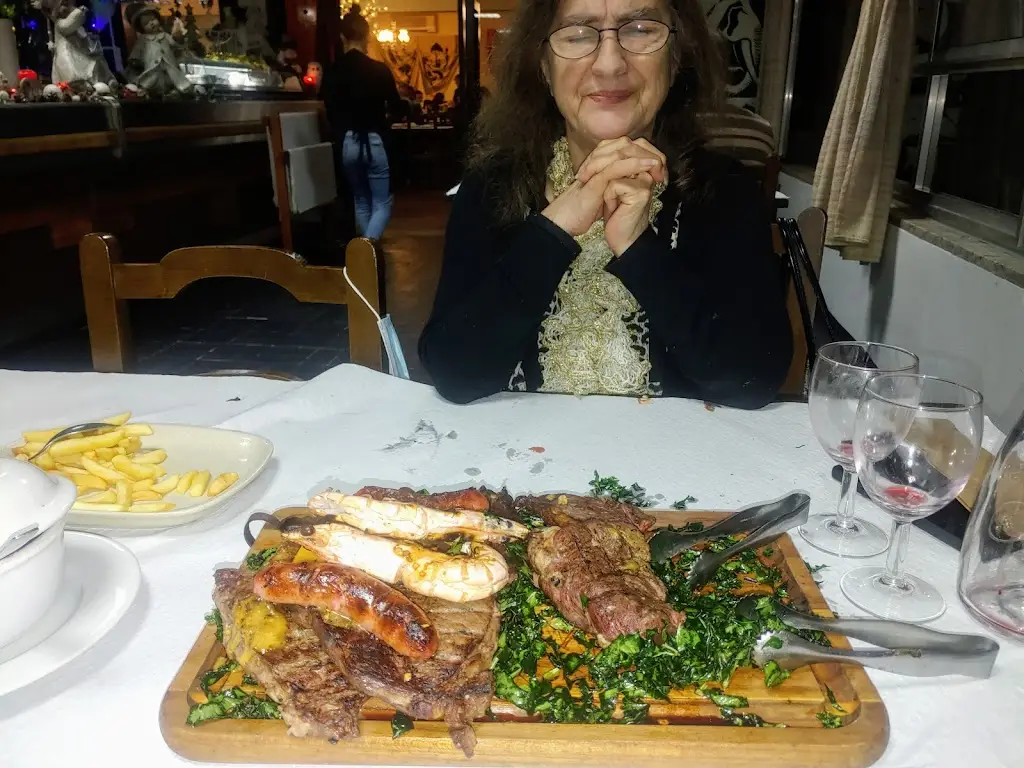 Victor Manuel Moreira_As Cubatas_Albergaria-a-Velha_review