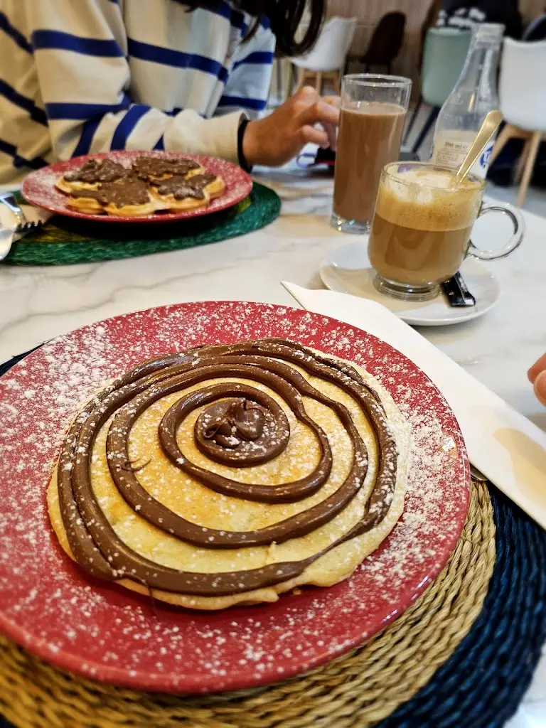 Florence C_Moz Café_Forte da Casa_review