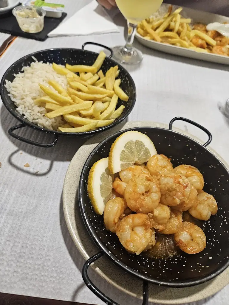 Mariana Duarte Monteiro_Paraíso_Malveira_recensione