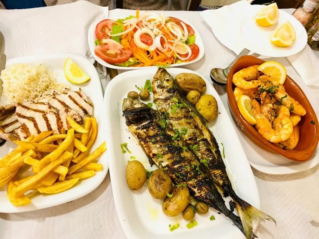 Xiao Wang_Sabino's Restaurante_Malveira_recensione