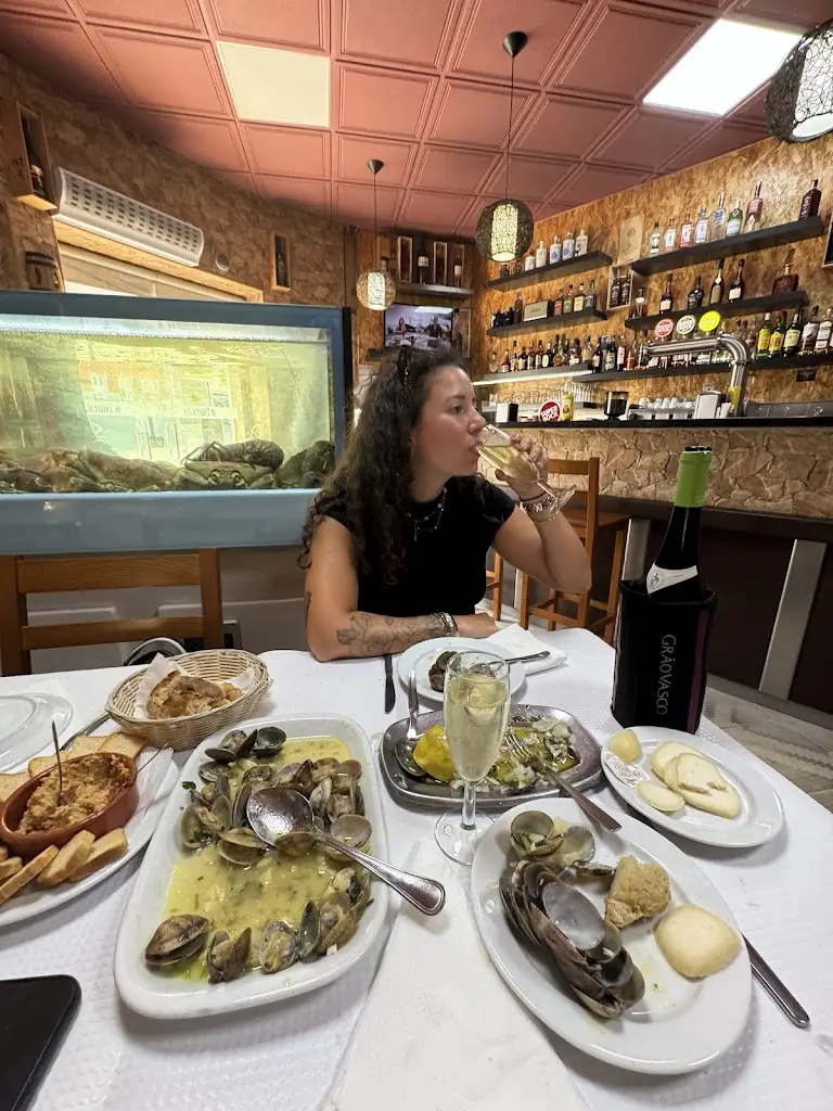 Andrea Barros_A Taverna_Malveira_review