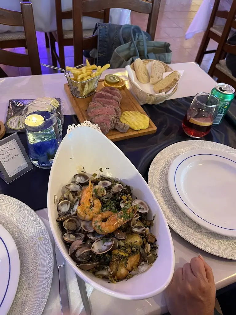 Luis González_O Caniçal_Moita dos Ferreiros_recensione