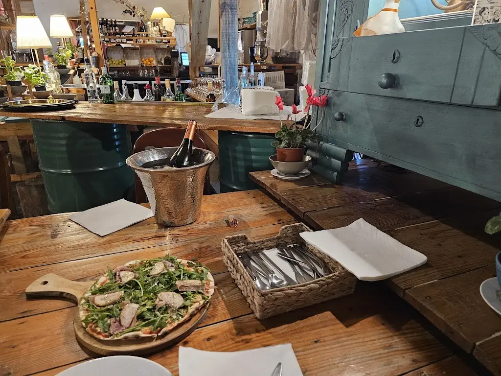 Aquele Lugar Que Não Existe_Marvila_slider_image_3