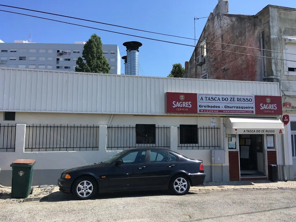 Francisco Almeida_A Tasca do Zé Russo_Marvila_recensione