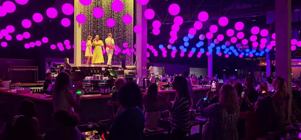 Ada Chan_Estação Menina Bonita_Marvila_recensione