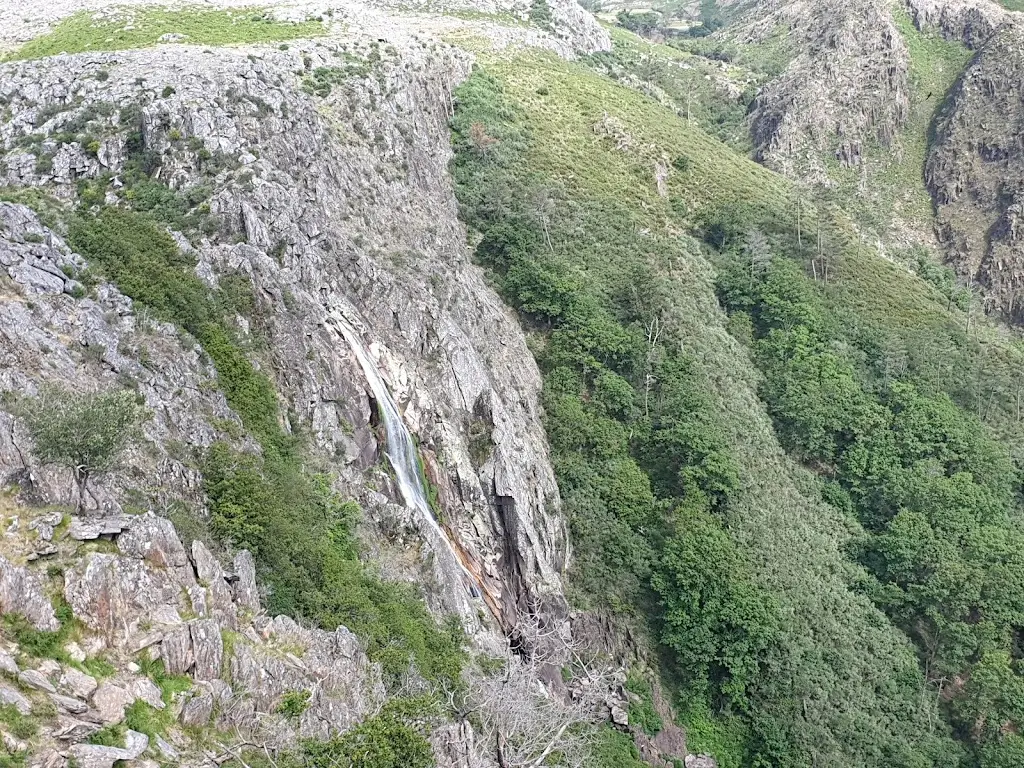 Artur Victoria_Scenic spot Frecha da Mizarela_Mizarela_recensione