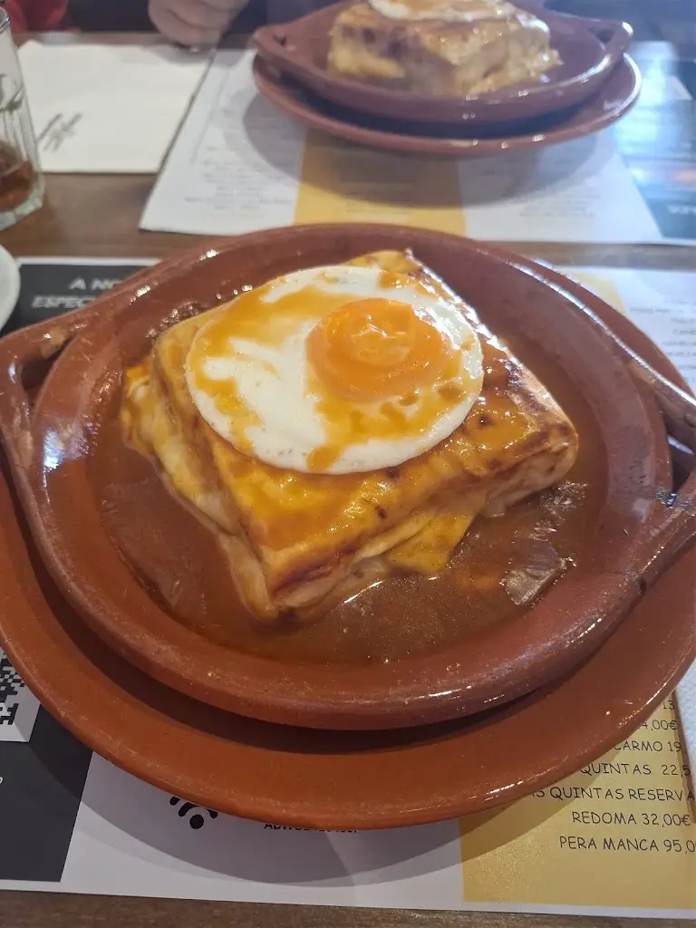 Dani Ta_Alfândega Douro_Miragaia_review