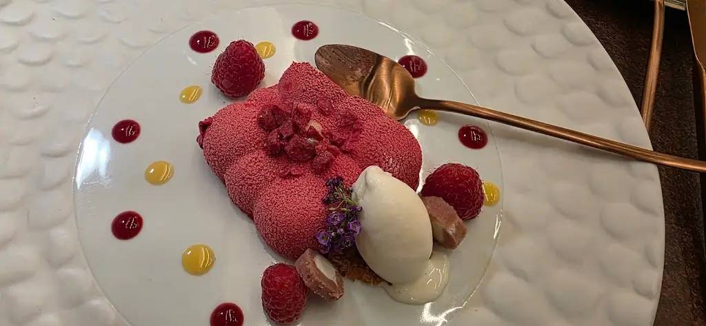 Douro by Paulo André_Miragaia_slider_image_3