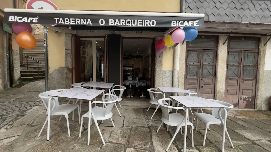 Taberna O Barqueiro ristorante a Miragaia