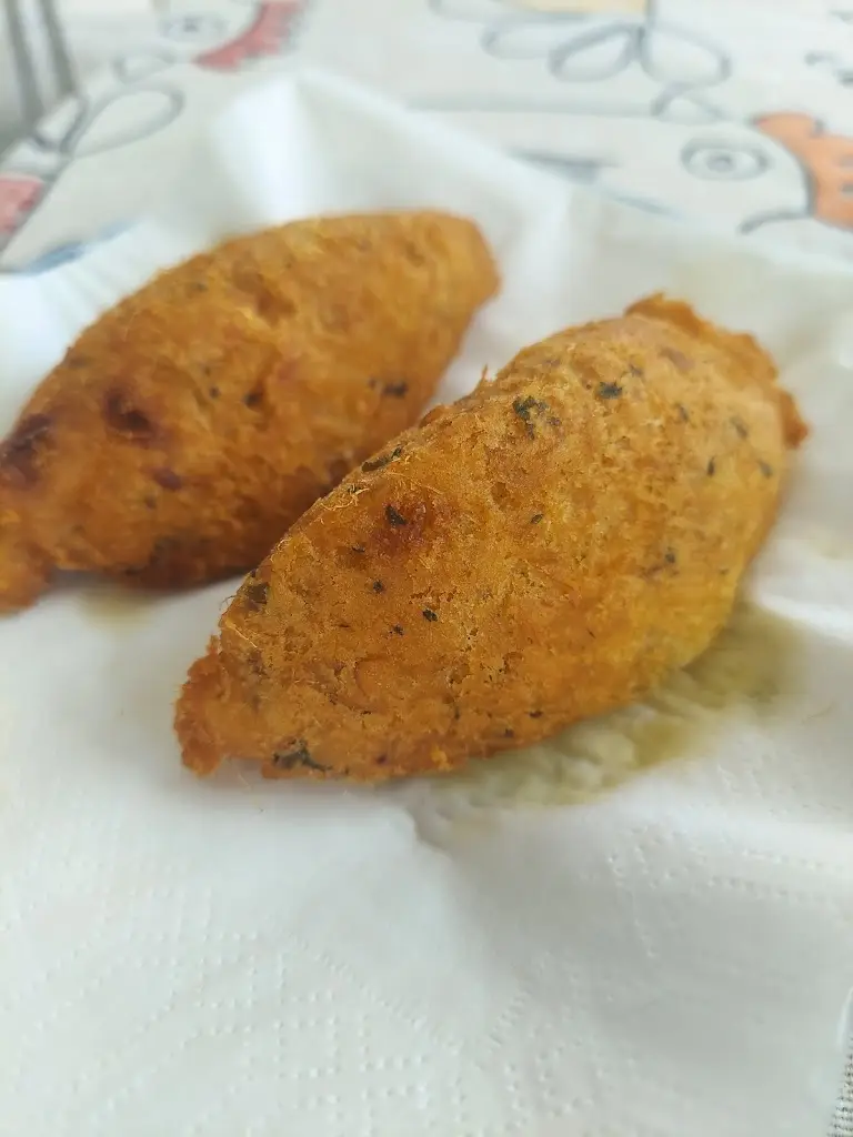 Kurt Guerrero_Mirarcos cafe_Miragaia_review