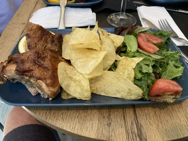 Menu_Metro & Meio_Meios_image_6