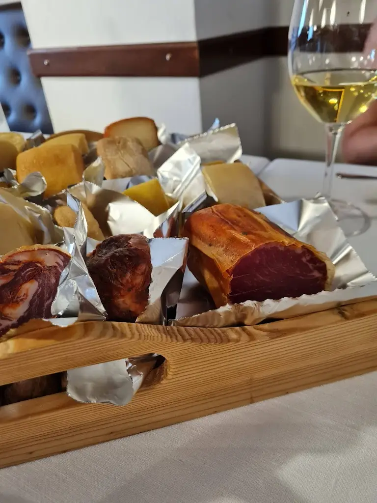 Menu_Casinha Velha_Meios_imagen_5