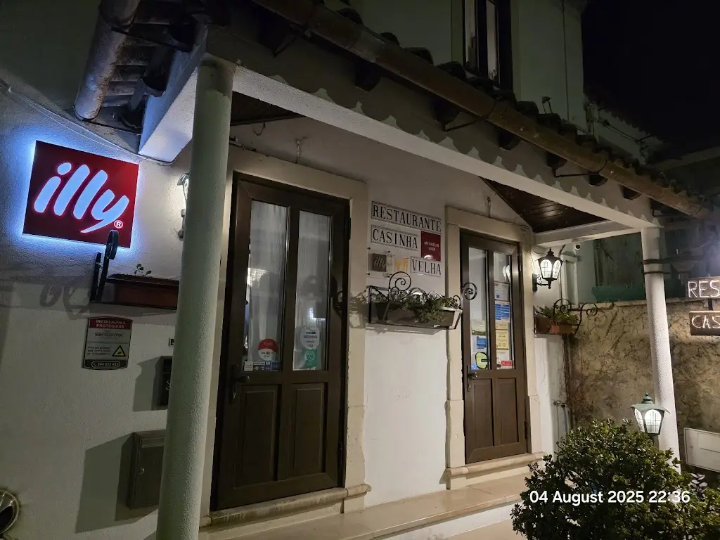 Antonio Melo Ferreira_Casinha Velha_Meios_reseña