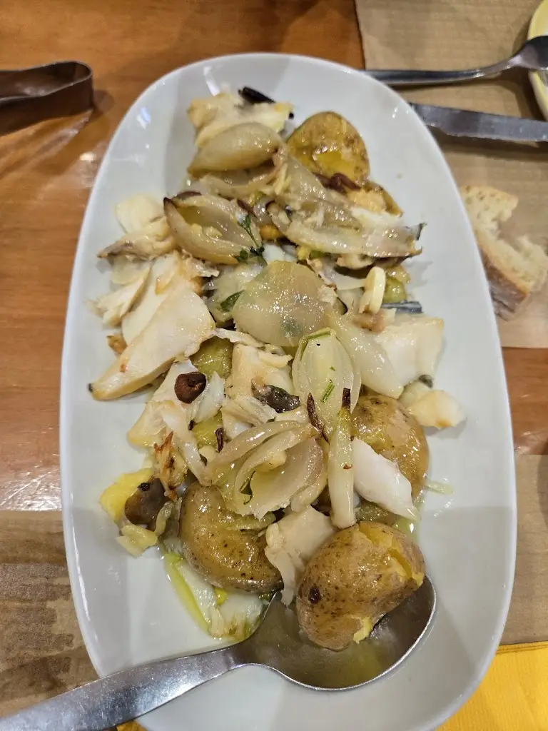 Lilliane dos Santos_Bistrô Campanas_Minhocal_recensione