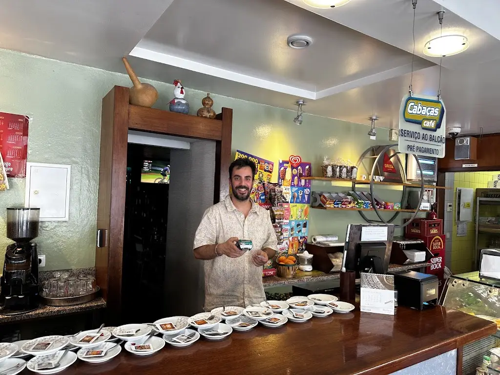 Sanjay Gupta_Cabaças_Minhocal_reseña