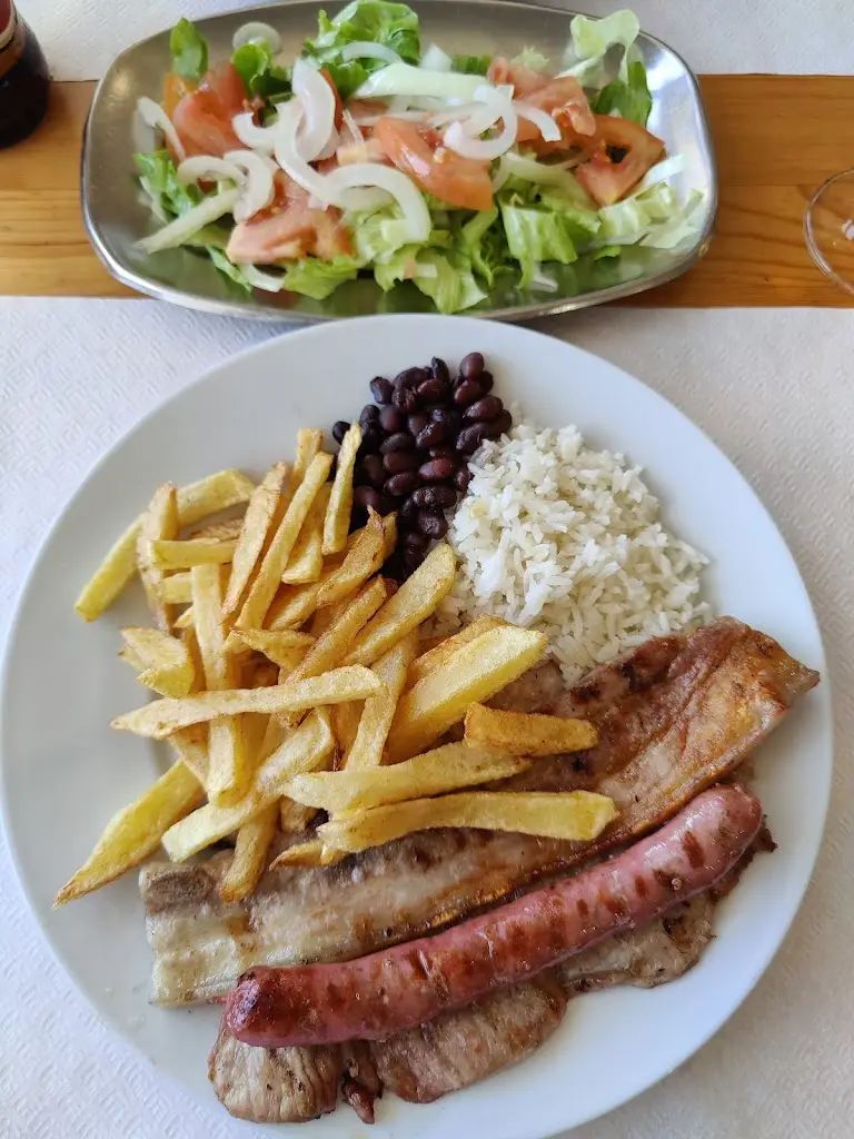 Nerijus Kliauba_Restaurante Sabores da Carvalha_Minhocal_reseña