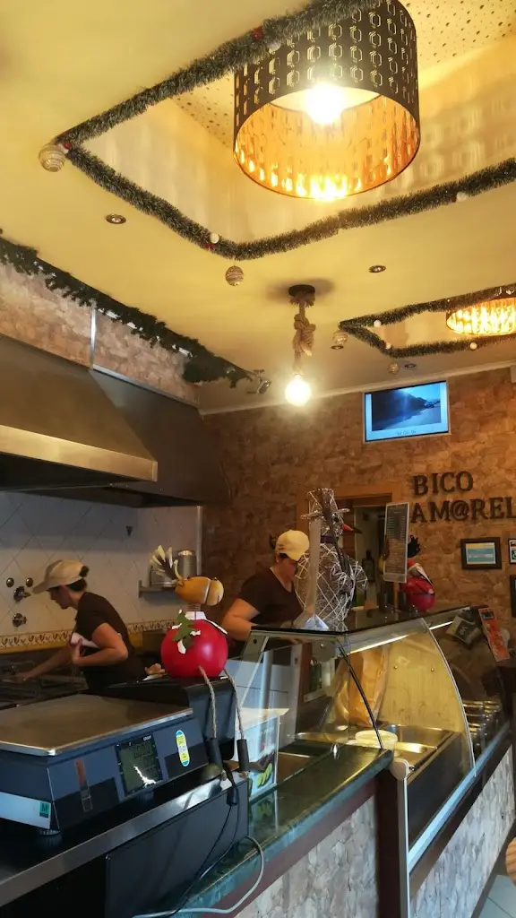 Bico Amarelo_Moita_slider_image_2