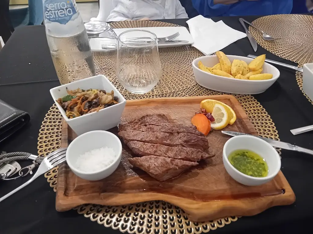 Restaurante So Provando Lda_Monte Redondo_slider_image_3