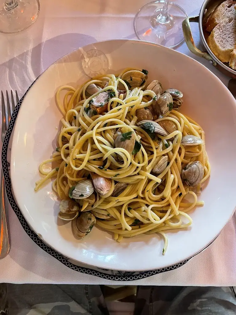 Maria Moledo_Moledo_slider_image_2