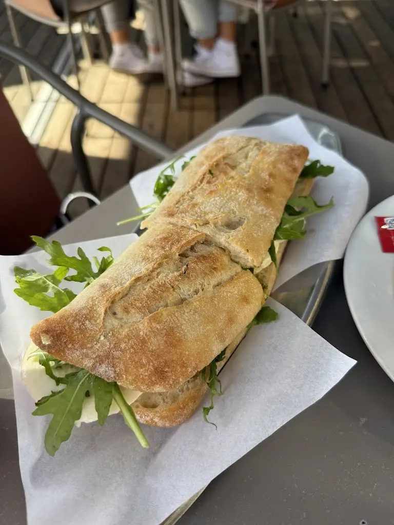 Francisco Pimentel Serra_Pra lá Caminha_Moledo_recensione