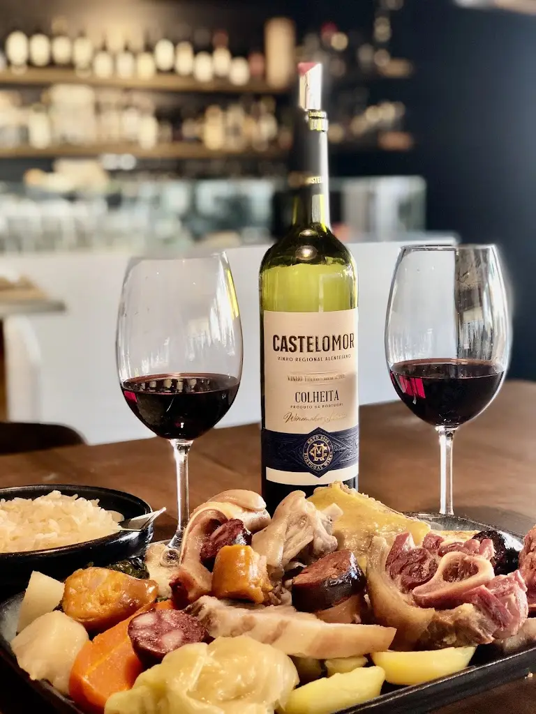 António Barbosa_IL PAPERO_Moledo_review