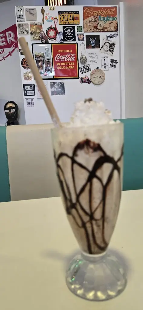 William Kunze_Diner American Food_Moledo_review