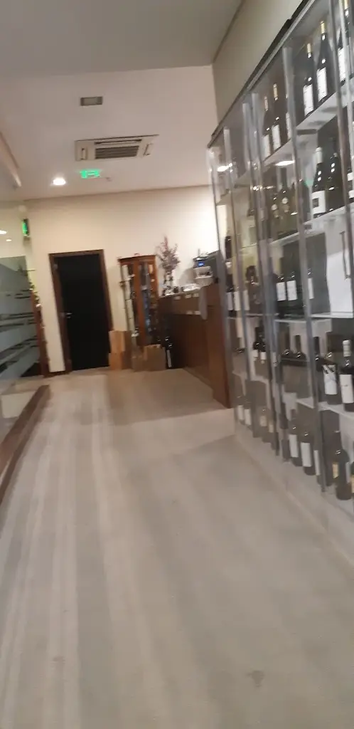 Kapil Magar_Casa Lau_Nave de Haver_reseña