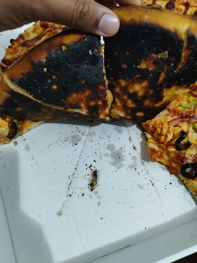 Aqib Ali_Bite & Bloom_Monte Abraão_reseña