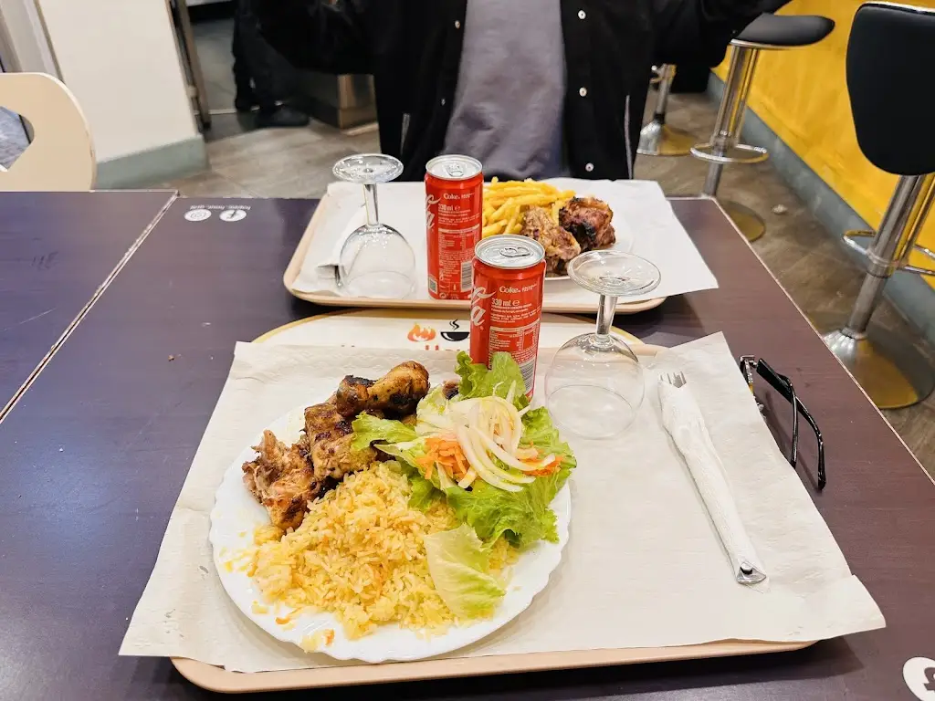 Md Jiaur Rahman Rayhan_Happy Hour Grill_Monte Abraão_recensione