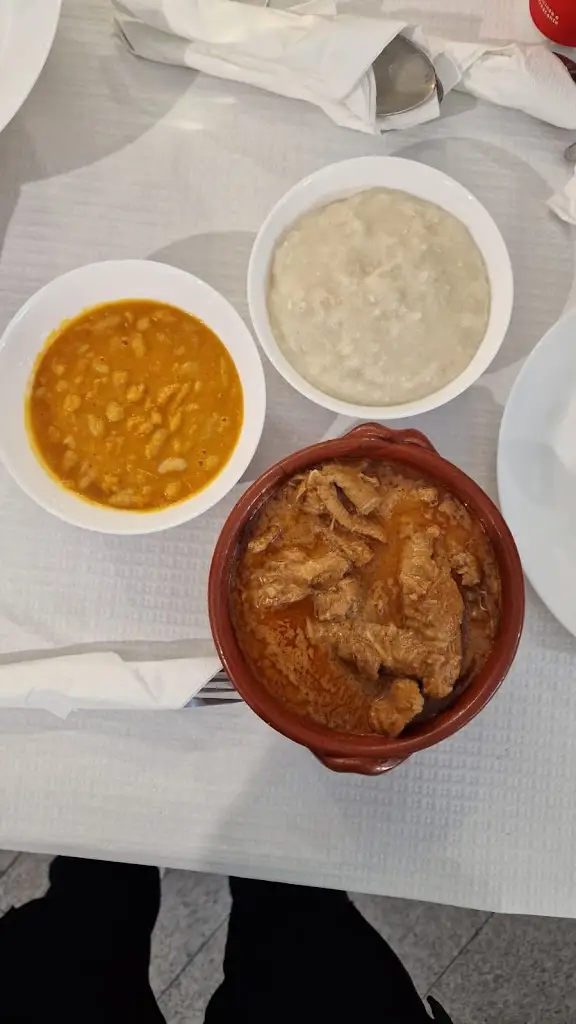 Restaurante Oliveira_Monte Abraão_slider_image_3