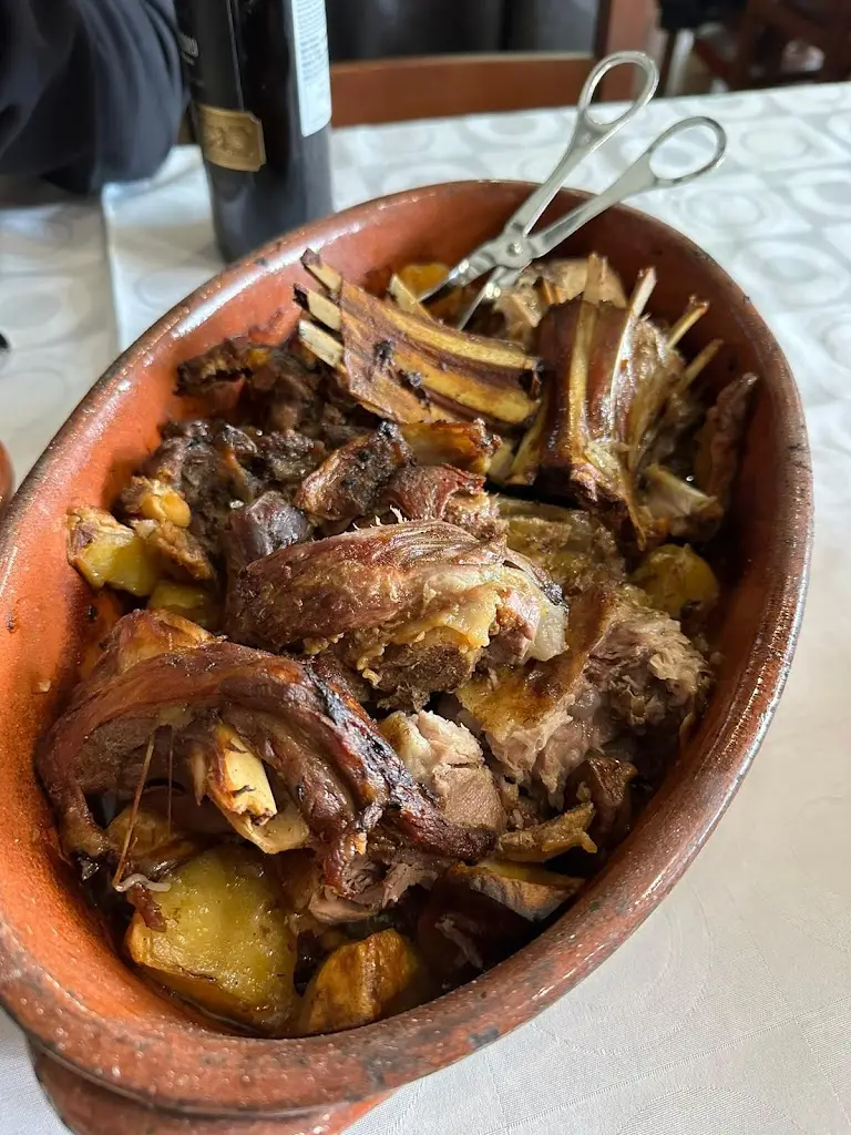 Gonçalo Antunes Frade_Restaurante do Pedrogão_Arouca_recensione