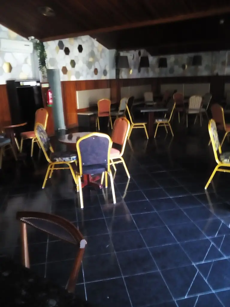 LF Tapas e Bistrô ristorante a Olival do Basto