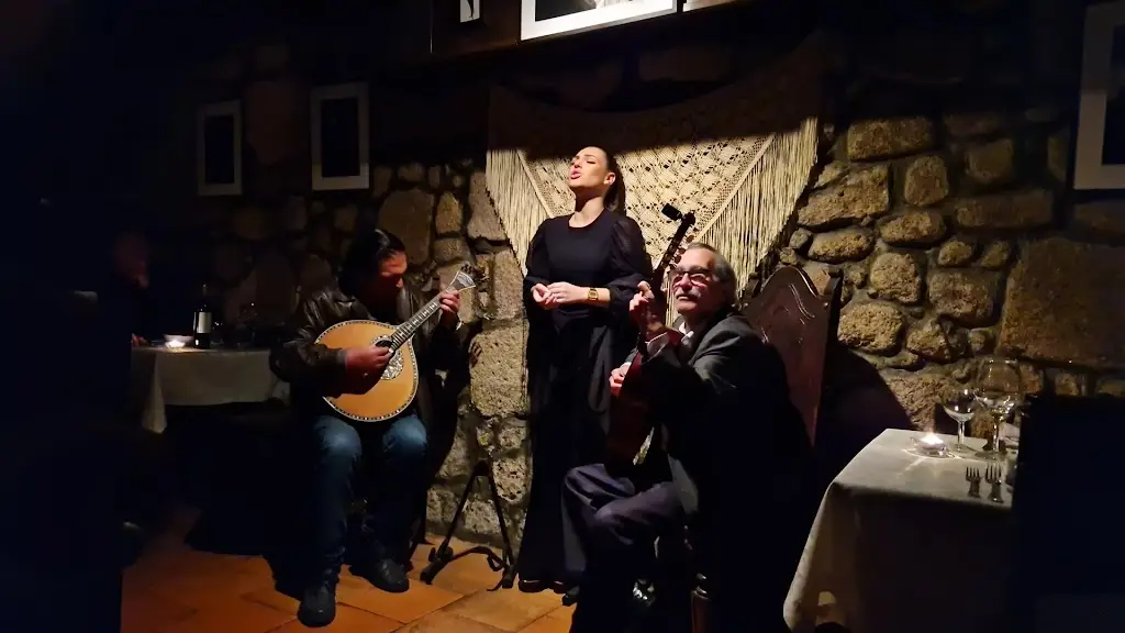 Casa da Mariquinhas - Fado Porto Est. 1968_Paranhos_slider_image_2