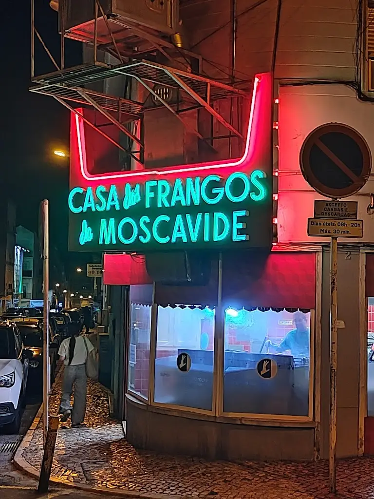 Casa dos Frangos de Moscavide ristorante a Moscavide