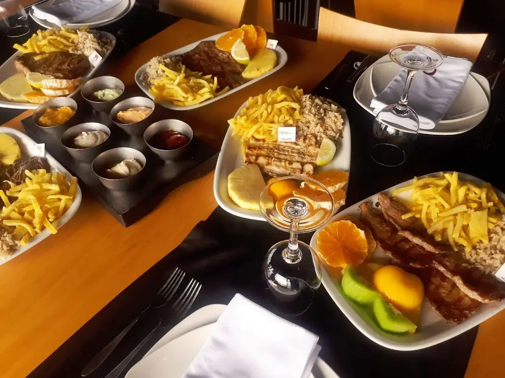 O Fondue_Palhais_slider_image_3