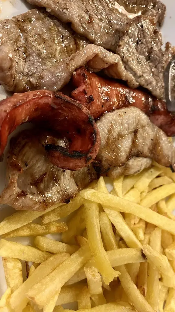 Carlos Ribeiro_Caçoila_Oeiras_recensione