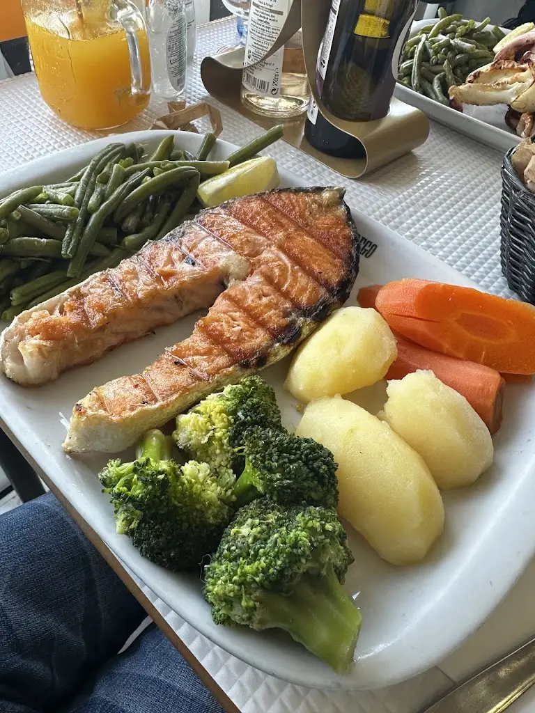 Lam Hideaki_O Nosso Prego Oeiras_Oeiras_recensione