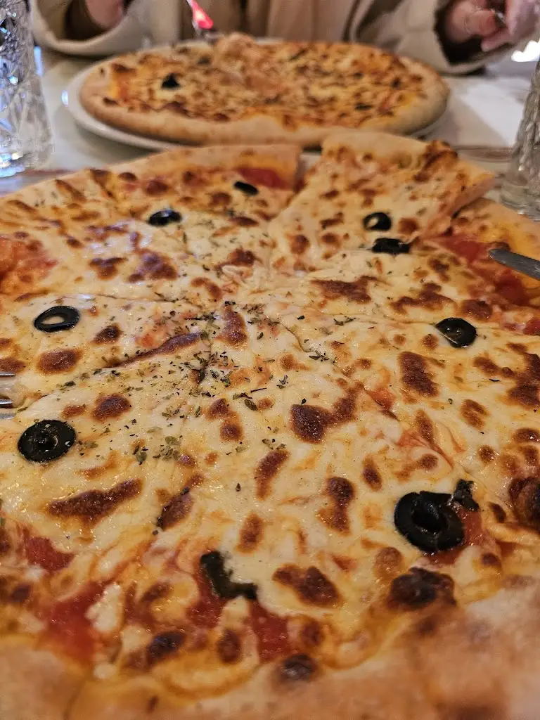 Michael Buster_Ciao Cuore Restaurante Italiano - Pizzaria - Sushi_Odivelas_recensione