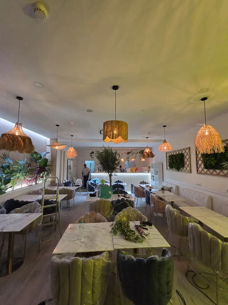 Caverna Brunch & Cocktails Odivelas_Odivelas_slider_image_1