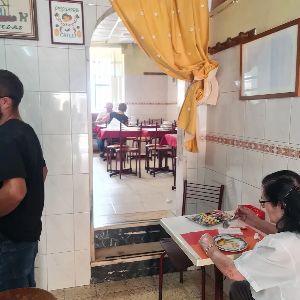 Carlos Pessoa_Folha de Louro_Olival de Basto_recensione